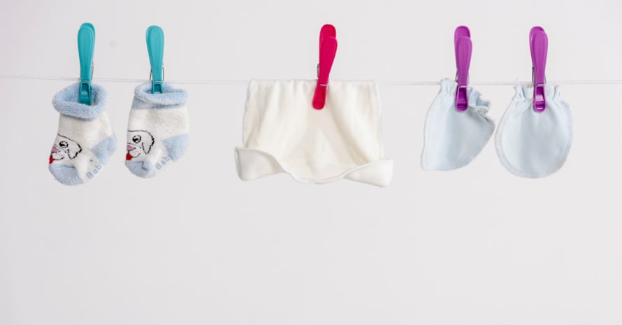 baby-underwear-hat-drying-clothesline
